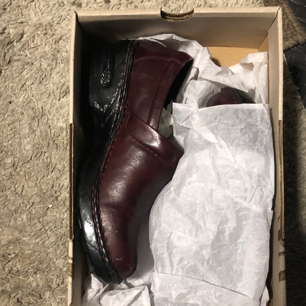 Women's Burgundy Leather Wedges
